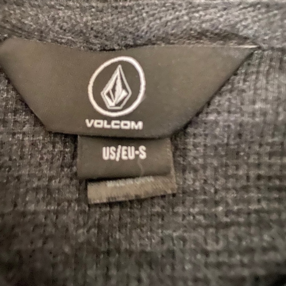 Volcom sweatshirt